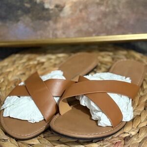 Charles Albert Women's Tan Slide Sandals sz 10/11